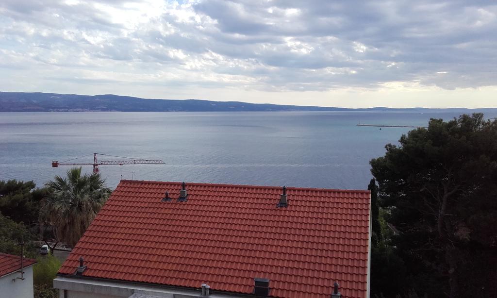 Apartments Ivka Omiš Esterno foto
