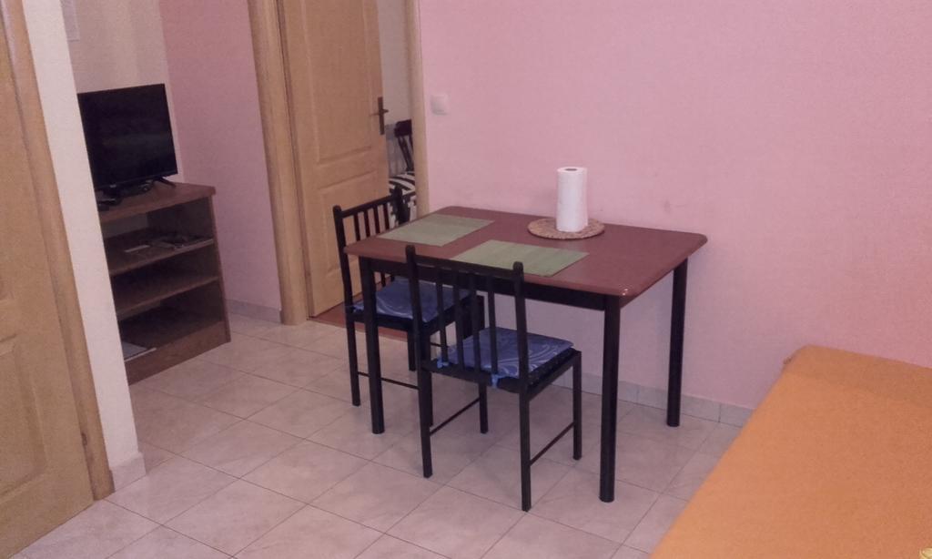Apartments Ivka Omiš Esterno foto