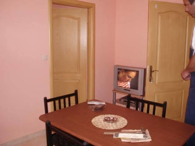 Apartments Ivka Omiš Esterno foto